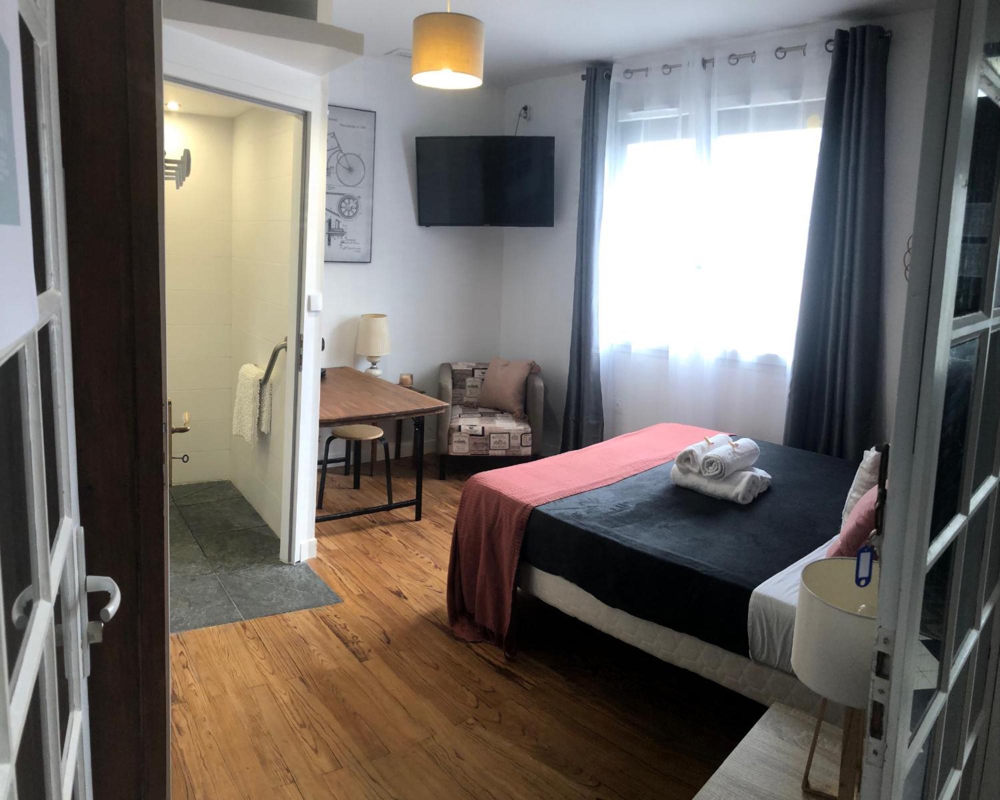 "Les Logis D'Argent" Chambre D'Hote Avec Wc, Sdb, Tv, Wifi, Option Petit Dejeuner , Parking Mimizan Exterior photo